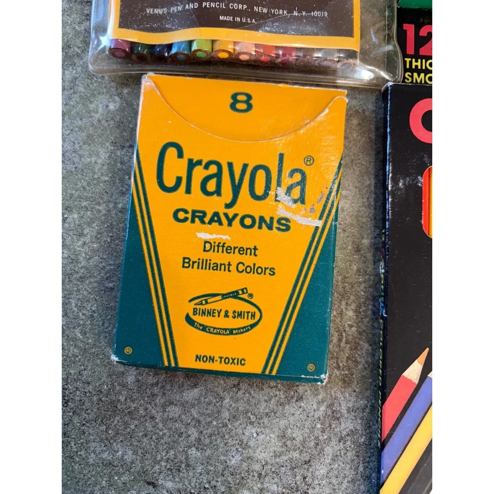 Vintage Art Bundle Crayola Colored Pencils Crayons Colorific Coloray by Venus
